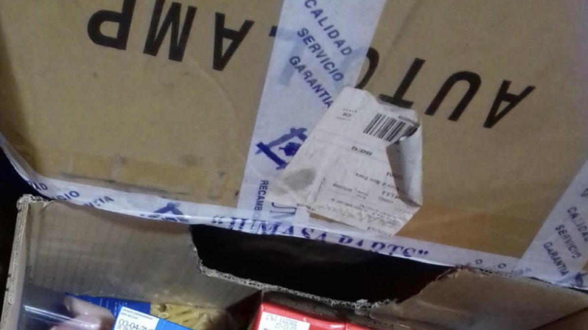 Uno de los lotes de alimentos que se entregan.