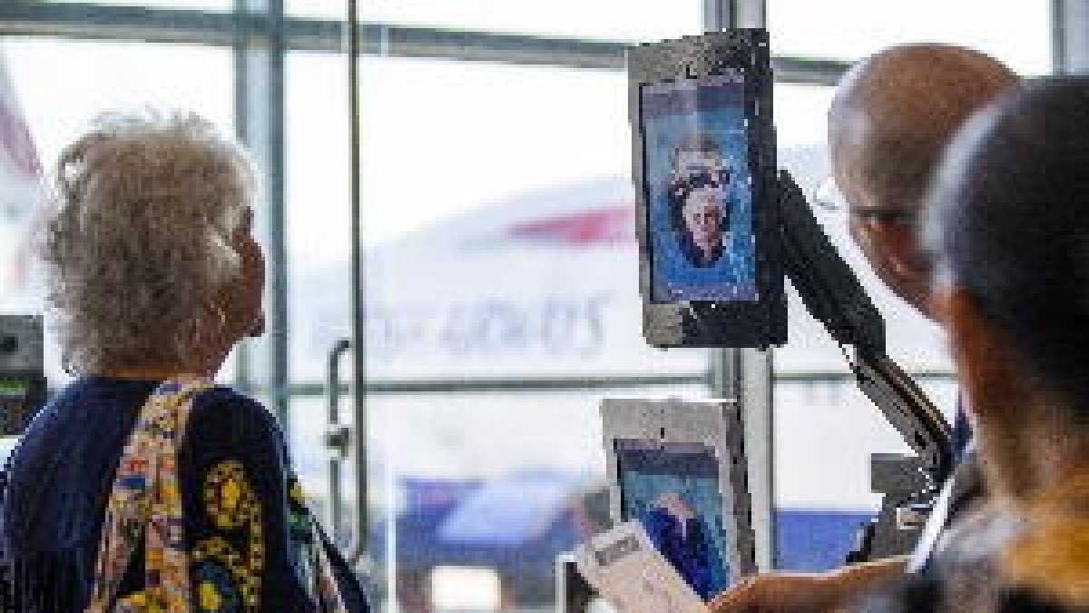 La CE planteja debatre excepcions per permetre el reconeixement facial