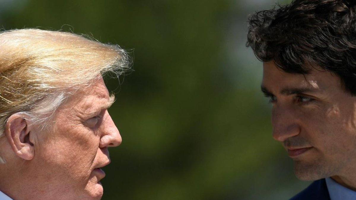 Foto d’arxiu de Donald Trump i Justin Trudeau.