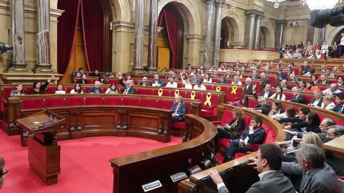 Imatge d'arxiu d'un ple del Parlament