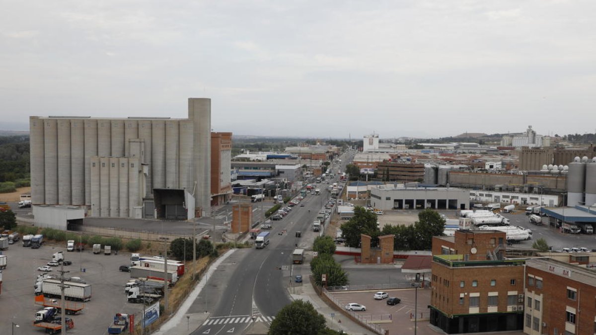 Vista general del polígon industrial El Segre, a Lleida.