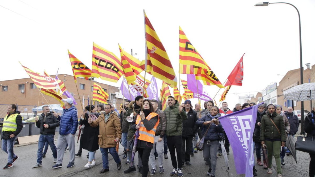 Sada i comitè d'empresa atansen posicions en la negociació de l'ERO