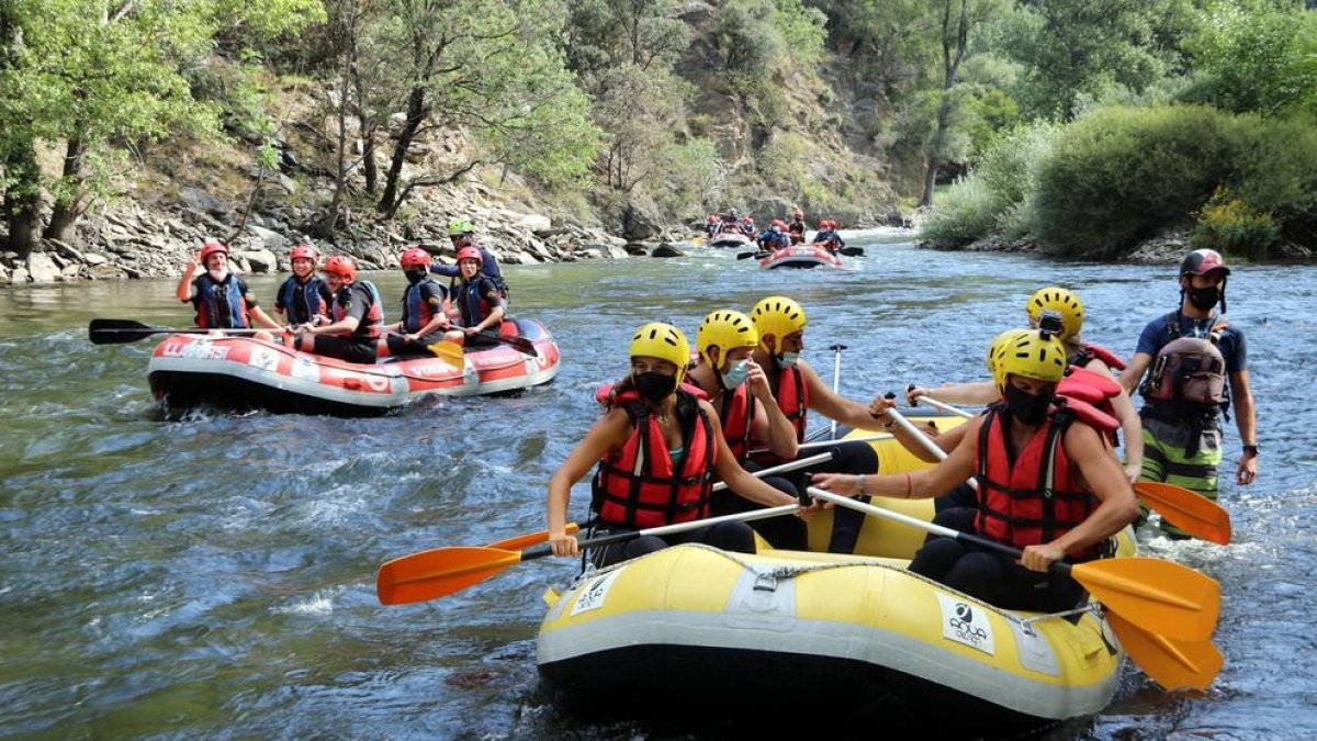 Rafting en Sort.