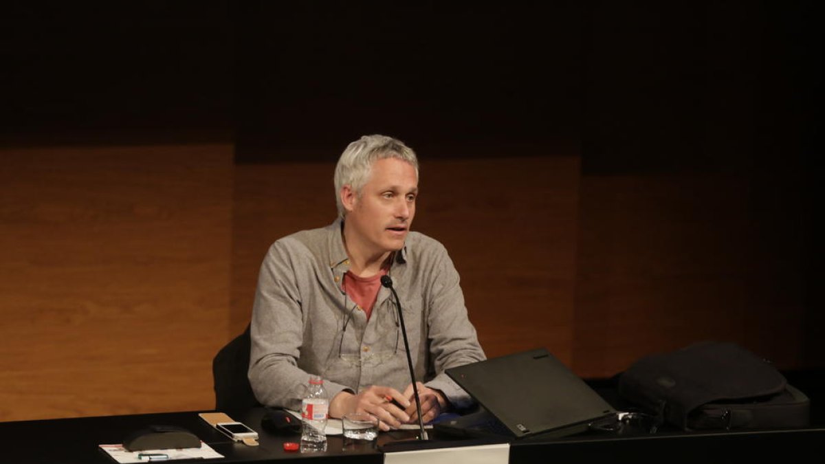 El cineasta Marc Recha ofreció una charla ayer en CaixaForum.