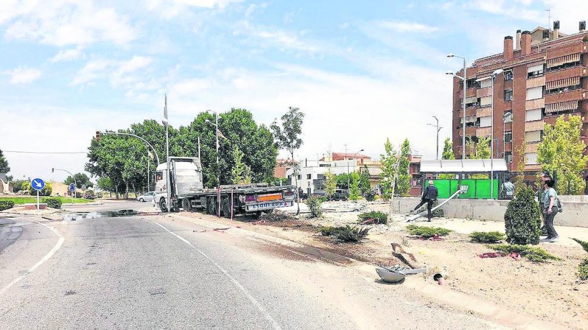 Imatge de l’accident d’ahir a Mollerussa.