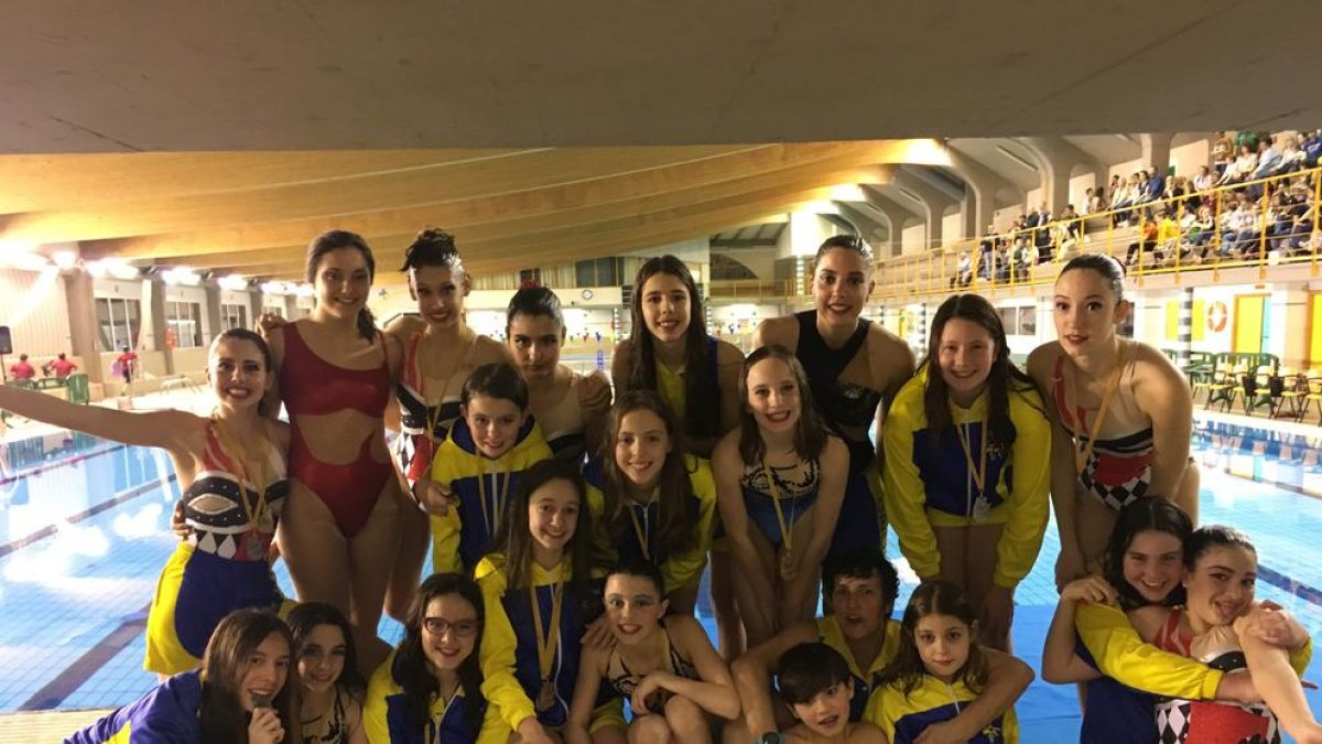 Medallas leridanas en el Campeonato de Aragón de natación artística