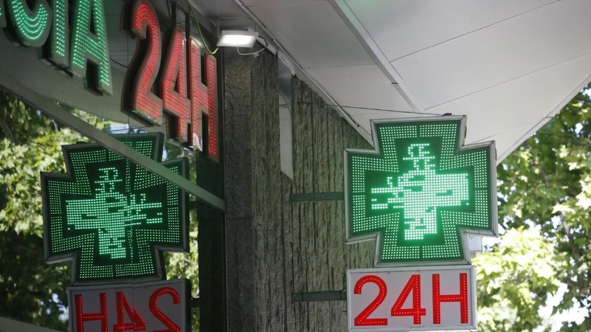 Farmacèutics proposen un preu mínim de 3 euros per a medicines finançades