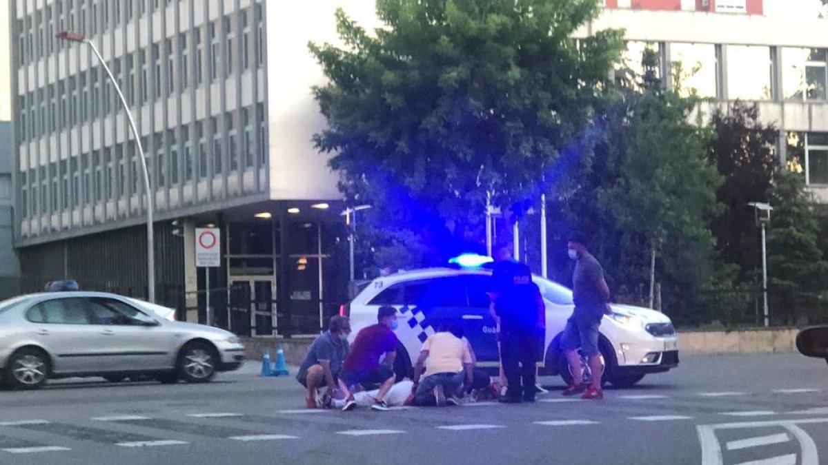L’accident va tenir lloc dissabte al carrer Prat de la Riba.