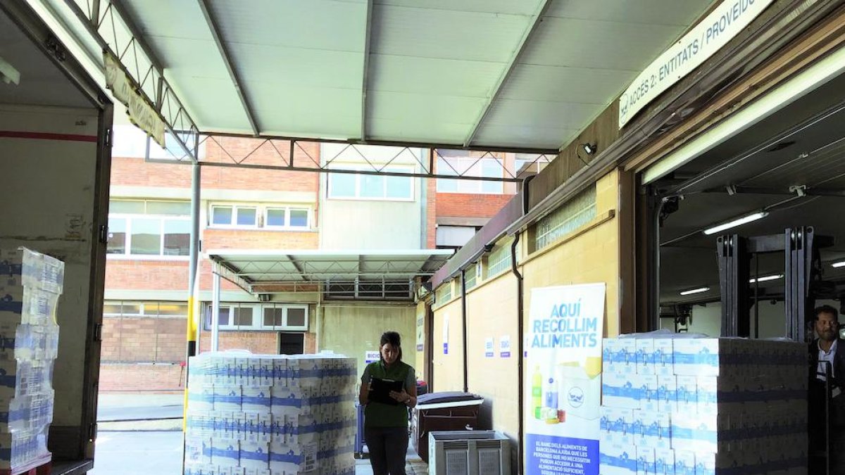 Donación de 100.000 litros de leche por parte de Mercadona.