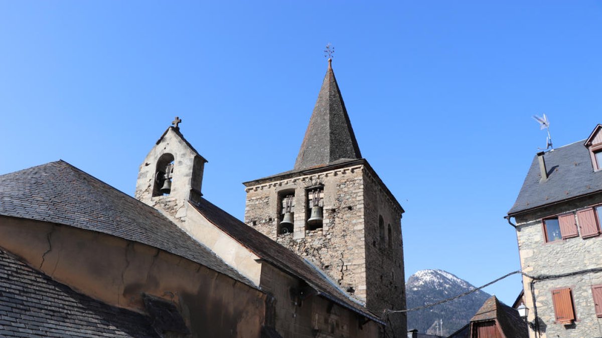 Imatge d’arxiu del campanar de Gessa.
