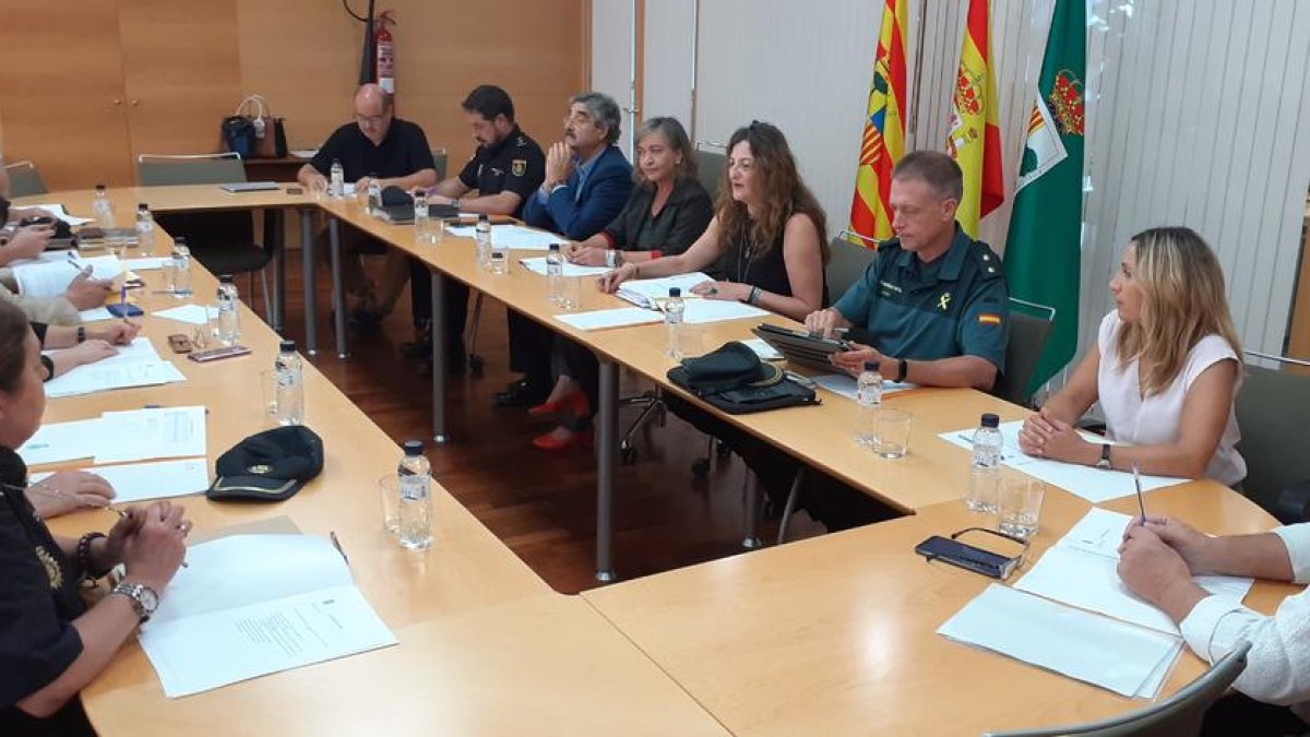 La Junta Local de Seguridad celebrada ayer en Fraga.