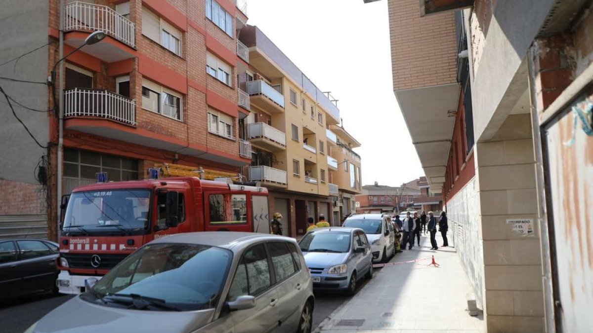 S'esfondra la terrassa d'una casa al barri de la Bordeta de Lleida