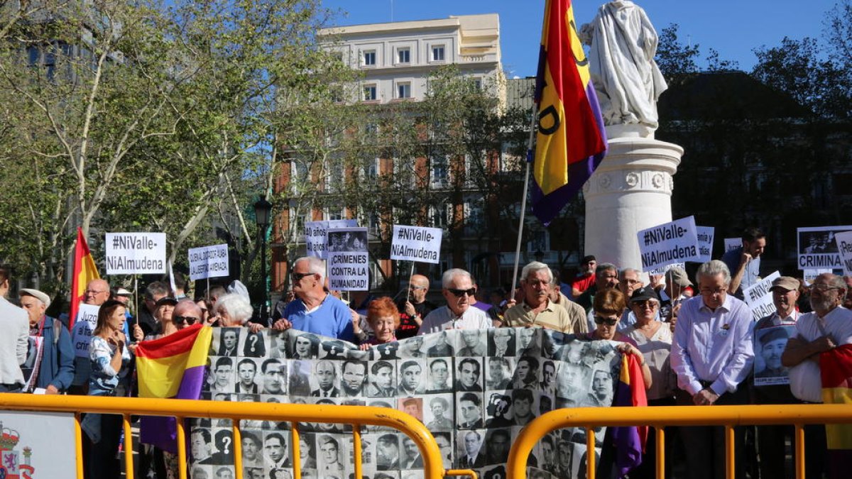 Todavía queda un obstáculo para exhumar a Franco