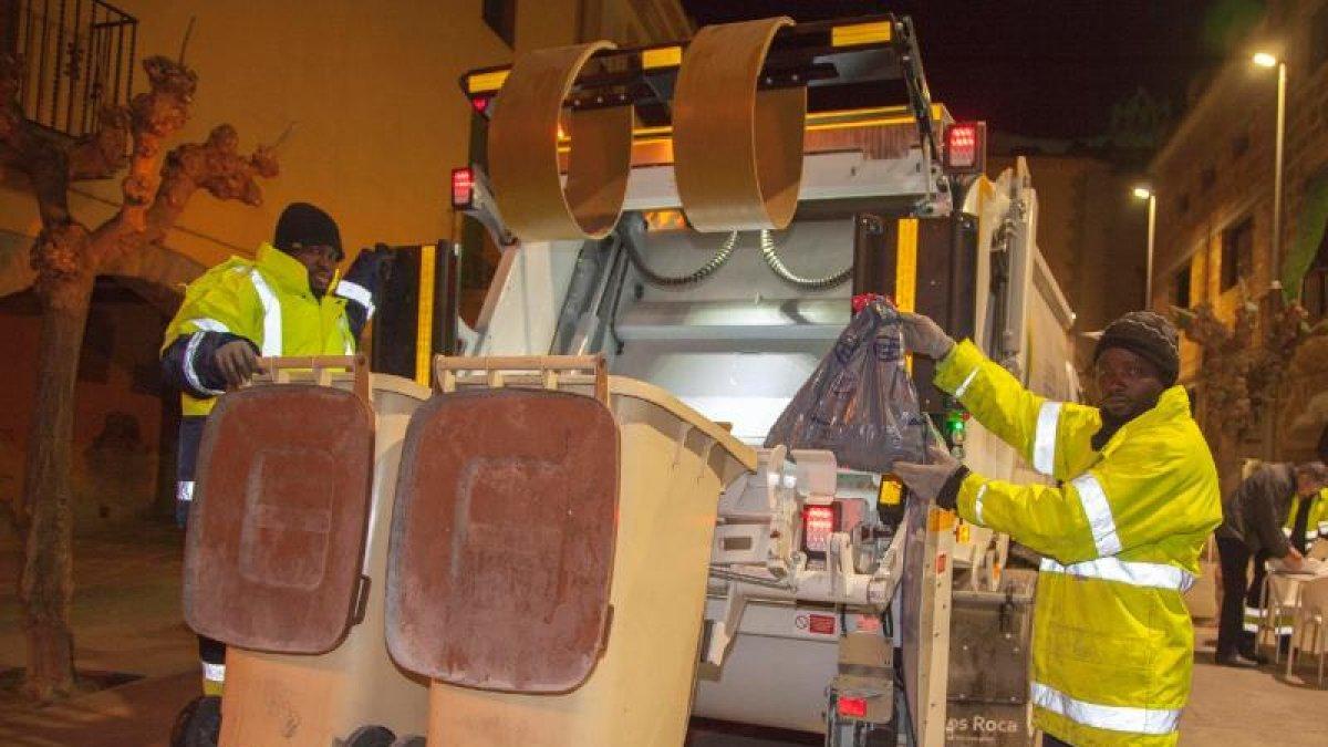 Sanaüja inicia la recogida de basura puerta a puerta