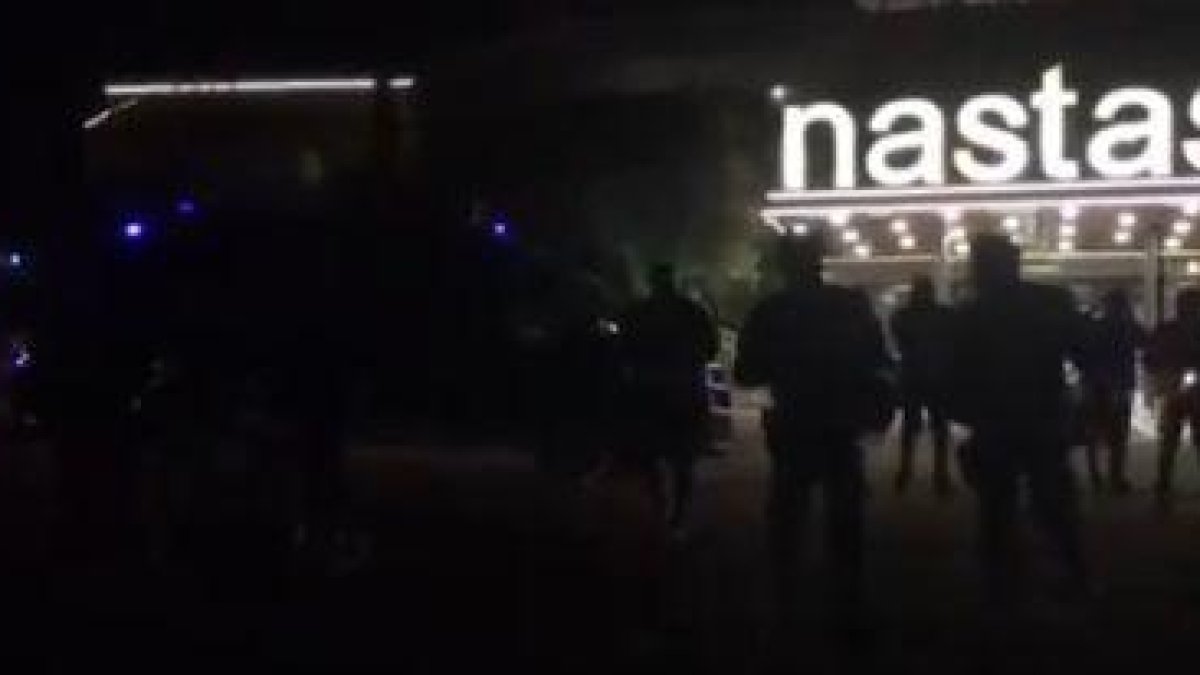 Una protesta contra un acte de Vox talla l'N-240 a Lleida