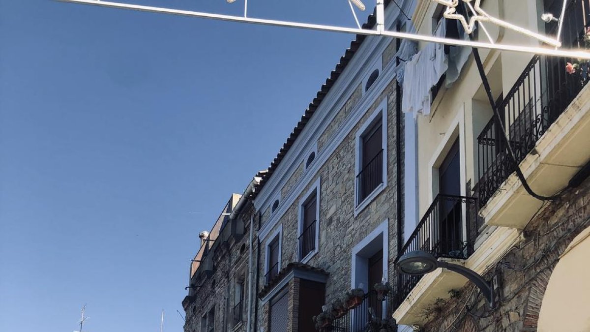 Una de las zonas del centro histórico de Fraga donde se están haciendo obras en las fachadas.