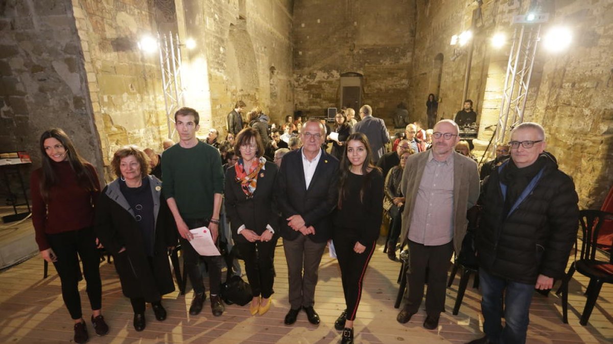 Miembros de Lleida Republicana, con el alcaldable de ERC, Miquel Pueyo, ayer en Gardeny.