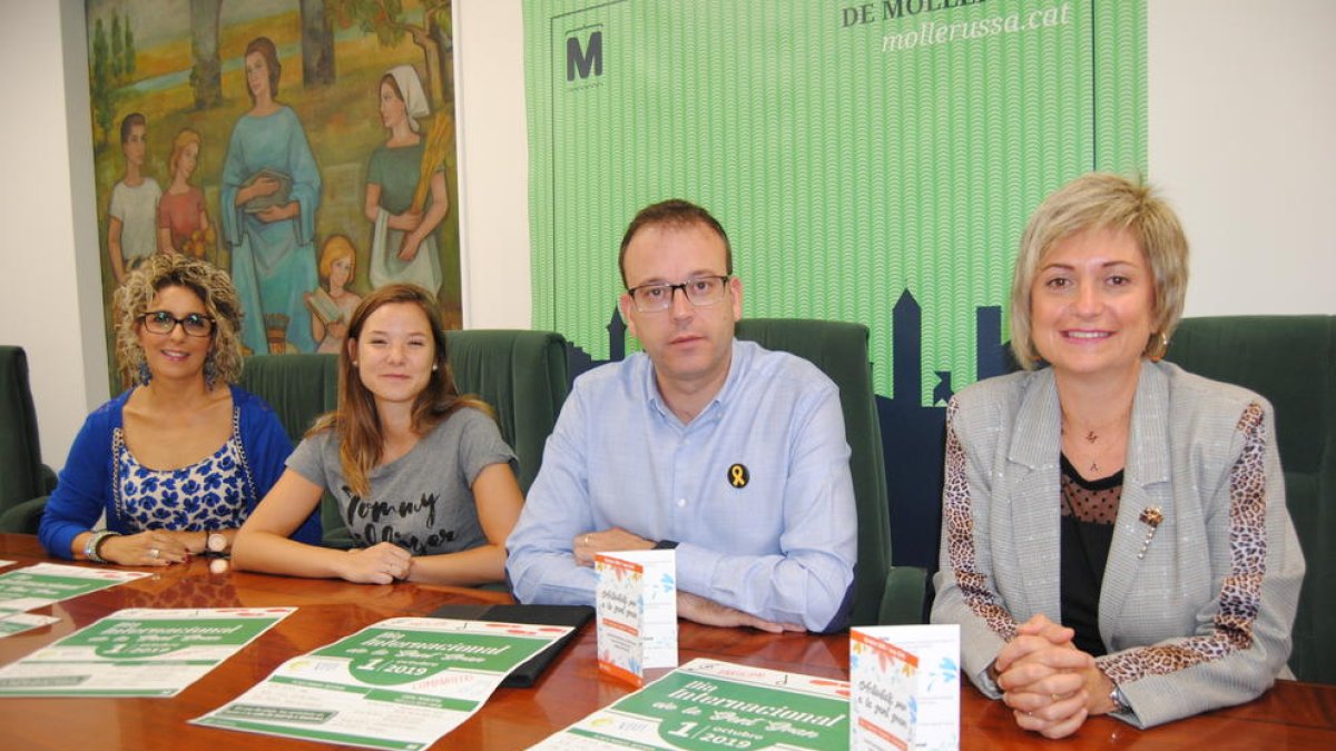 La presentació de les activitats al consistori.