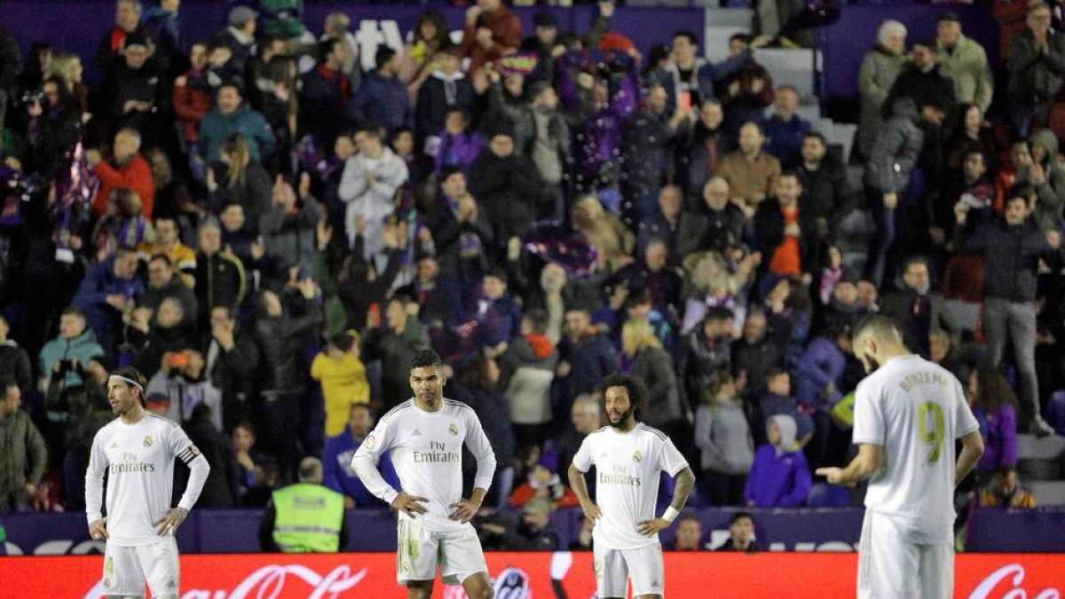El Madrid va encaixar una dolorosa derrota abans d’una setmana clau que l’enfrontarà al City i al Barça.