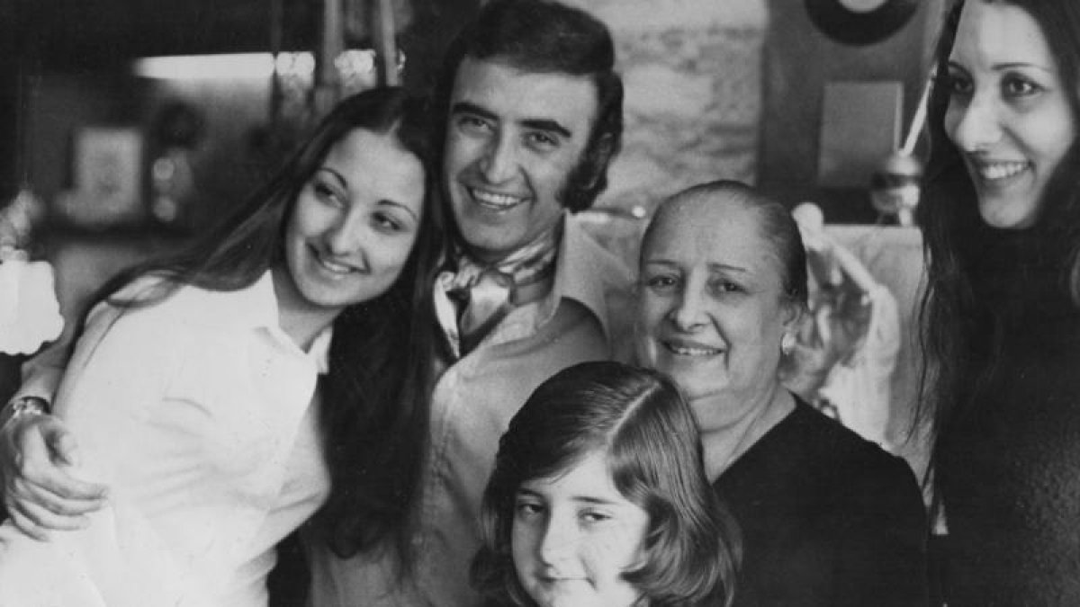 Imagen familiar de Peret, el rey de la rumba catalana.