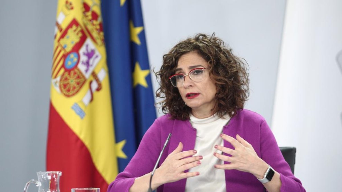 La ministra de Hacienda y portavoz del Gobierno, María Jesús Montero, tras el Consejo de Ministros.