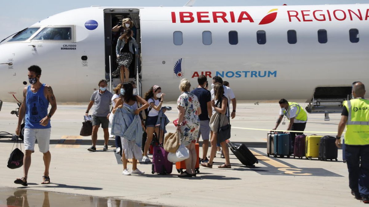 Pasajeros del vuelo de Palma el pasado 3 de julio.