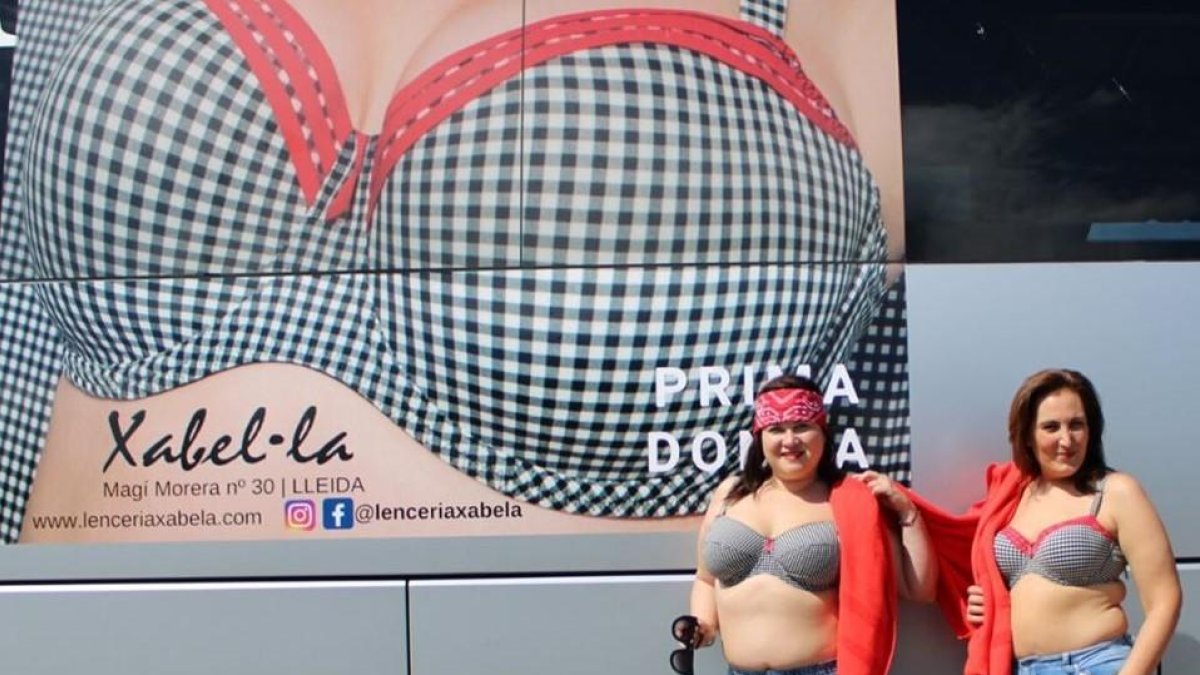 Polémica en Lleida por la retirada de publicidad de lencería de tallas grandes