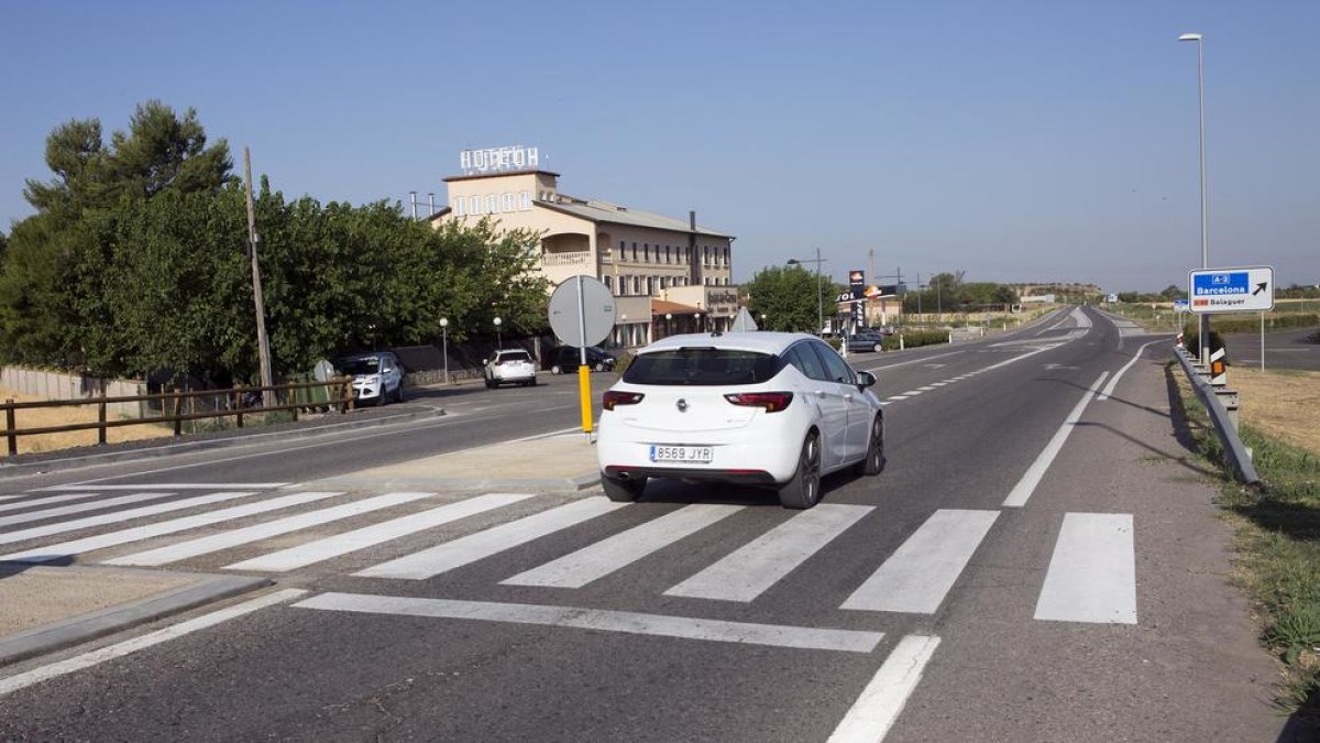 El nou pas de vianants.