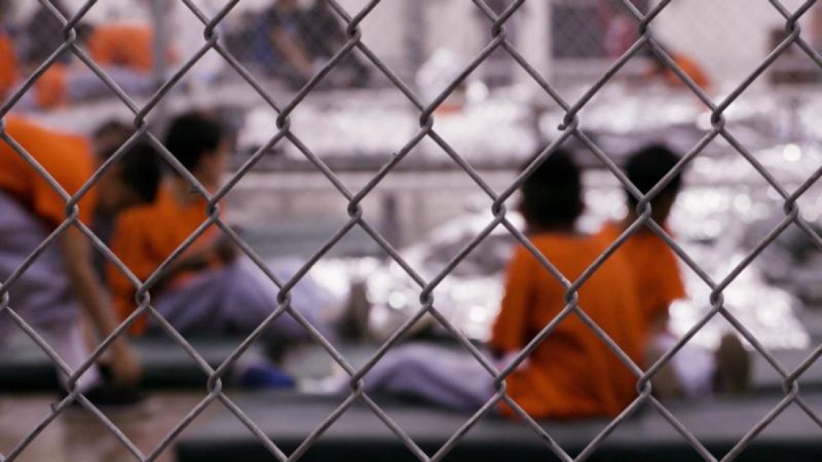 La cadena pública conmemora el Día Mundial de la Infancia.