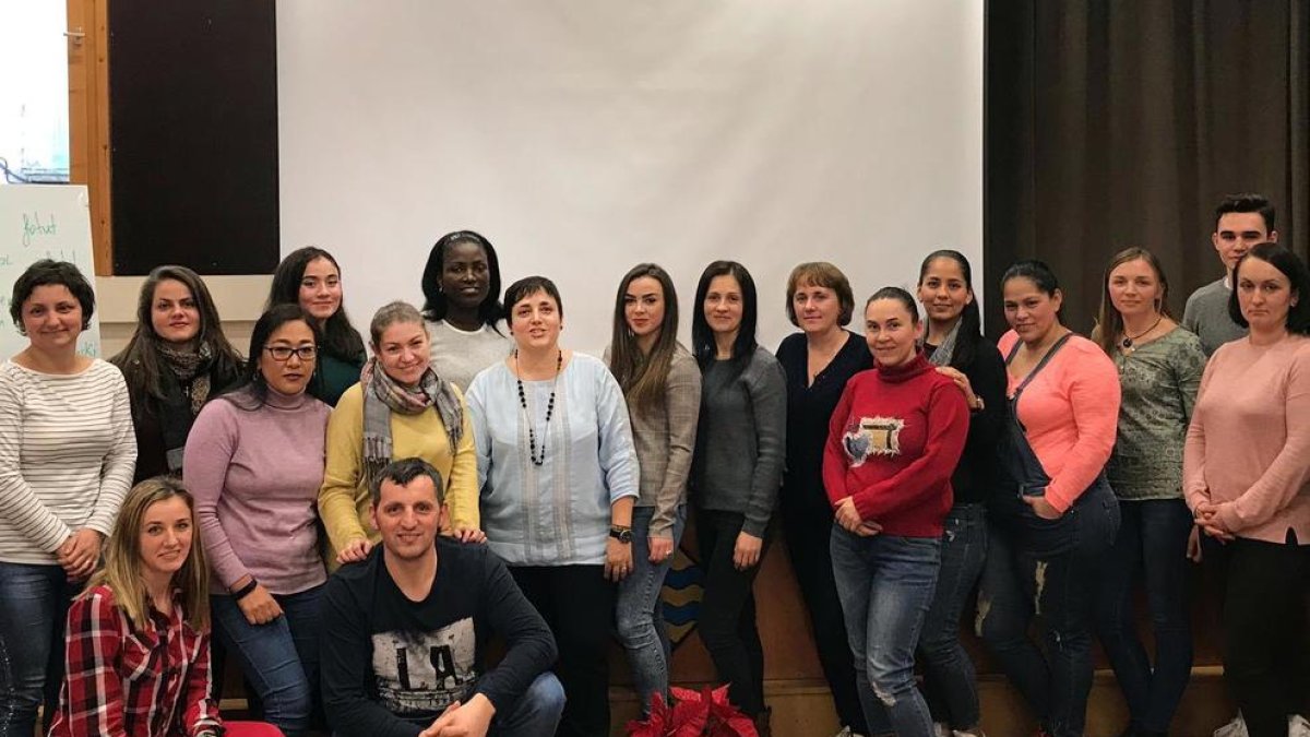 Els participants en el grup de formació a Guissona.