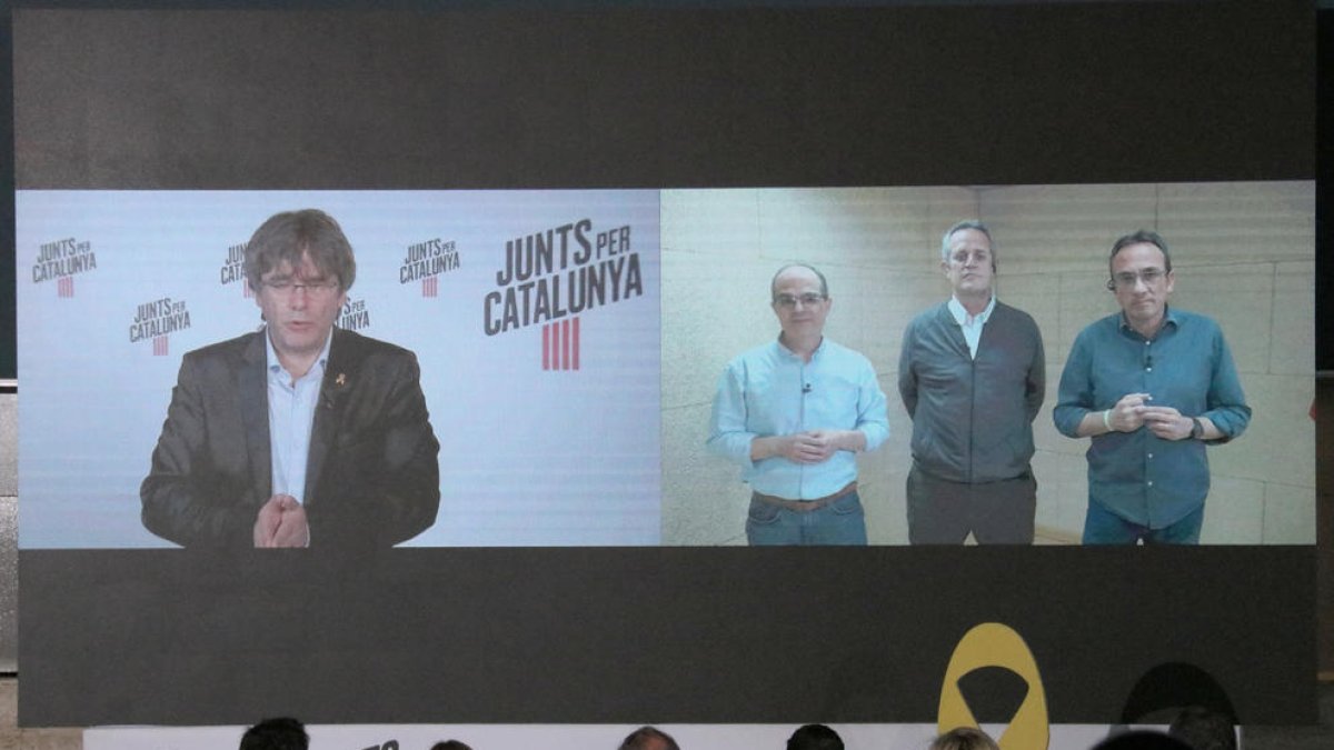 Les intervencions de Puigdemont, Turull, Forn i Rull en l’acte central de JxCat.
