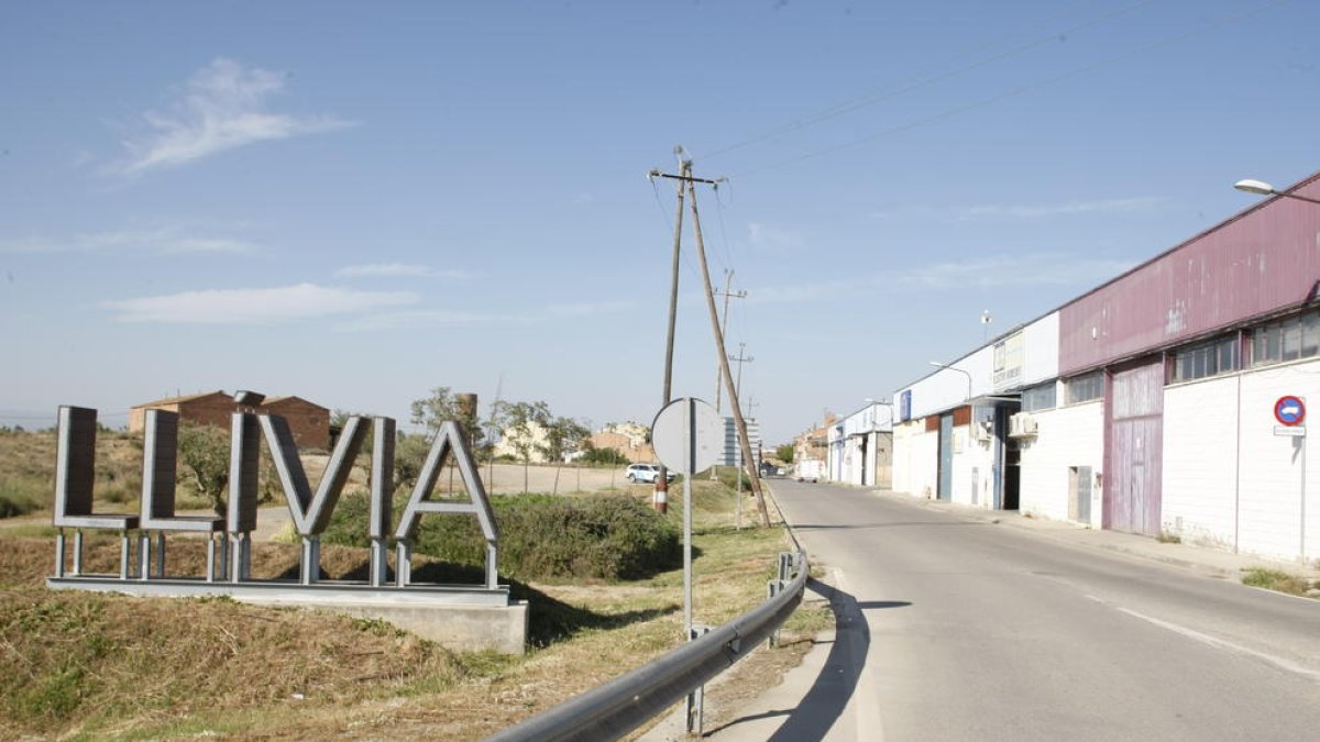 Entrada a Llívia, el barri més allunyat de la ciutat.
