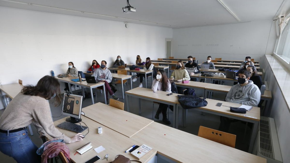 Imagen de una clase presencial en la facultad de Educación el pasado 10 de marzo.