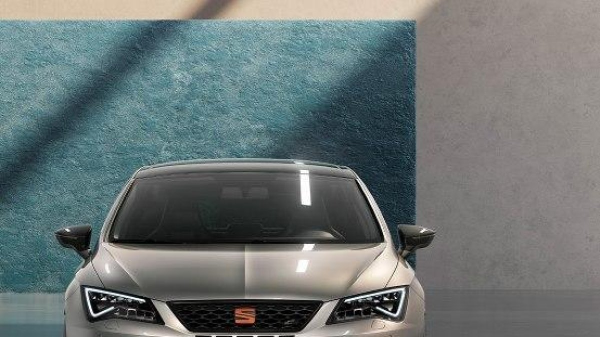 Seat llança la seua última versió Cupra, el León ST Cupra R
