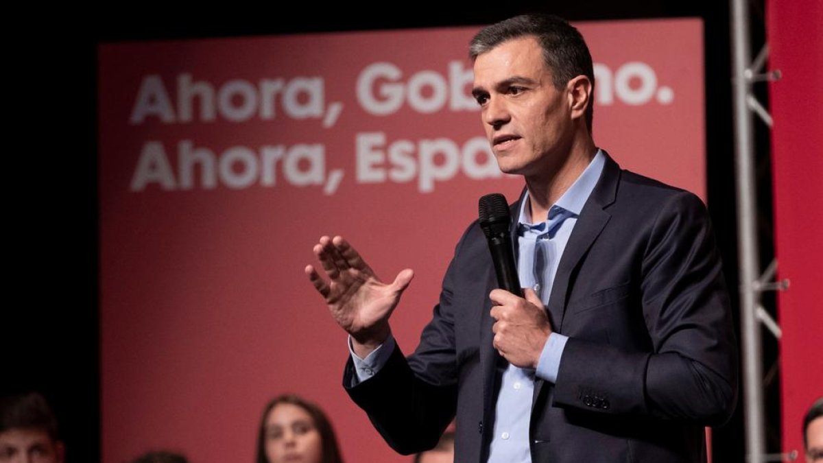 El presidente del Gobierno, Pedro Sánchez, durante el acto electoral de ayer en Huelva.
