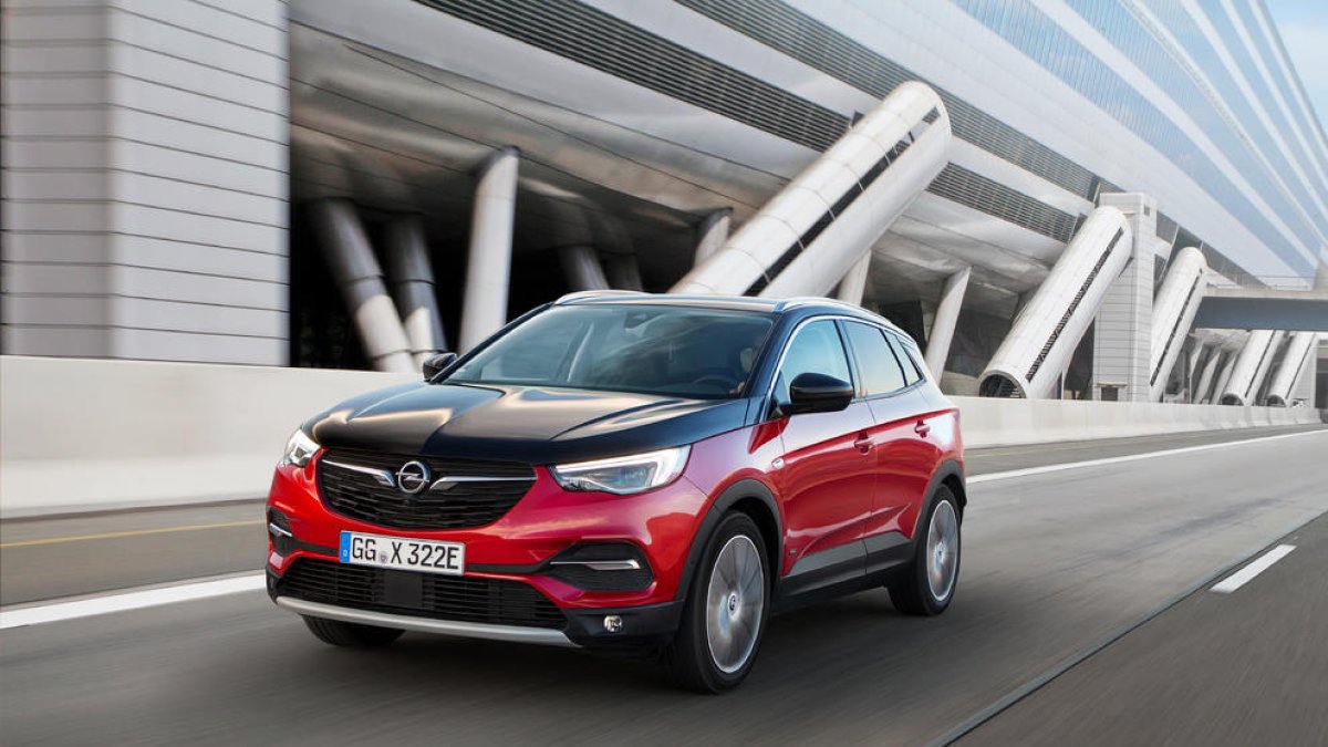 Opel Grandland X Hybrid4, amb tracció total