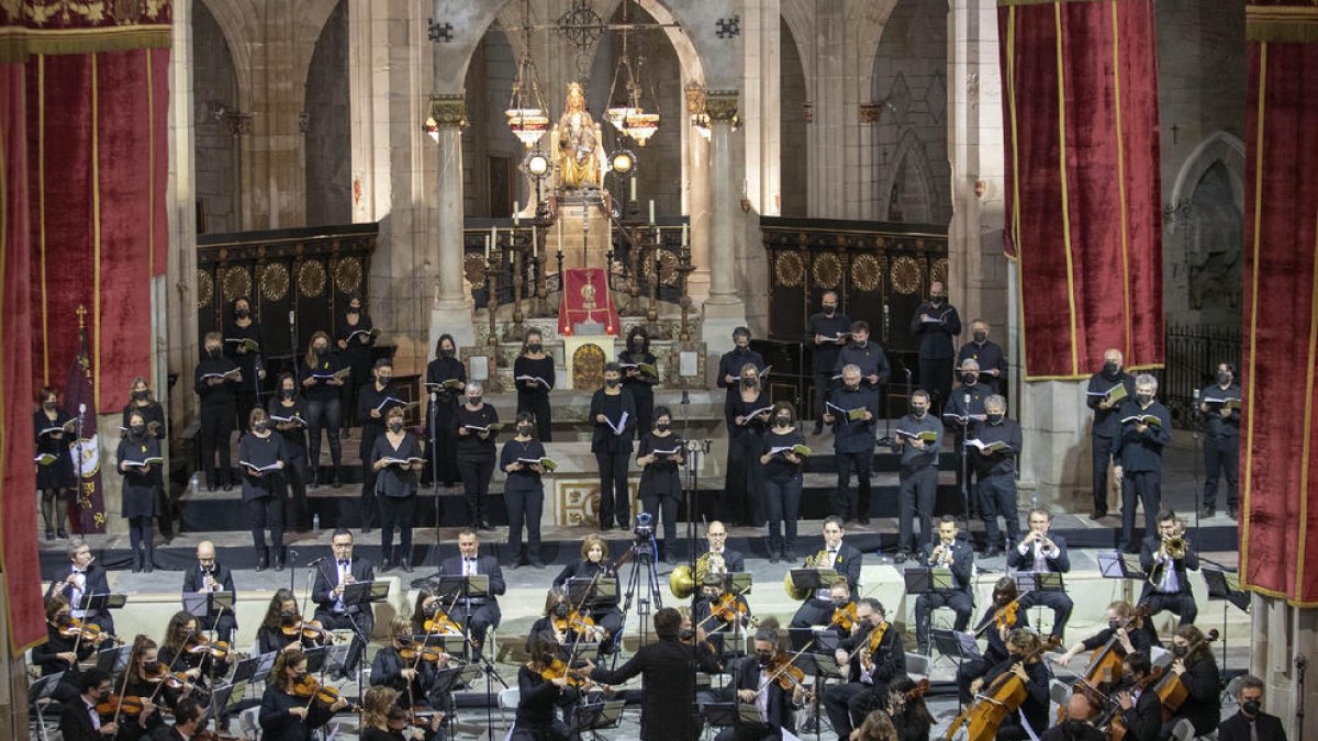 Un momento del concierto en el templo gótico de Santa Maria de Cervera.