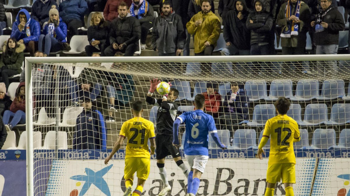 Lectura del maniesto contra la violencia machista.