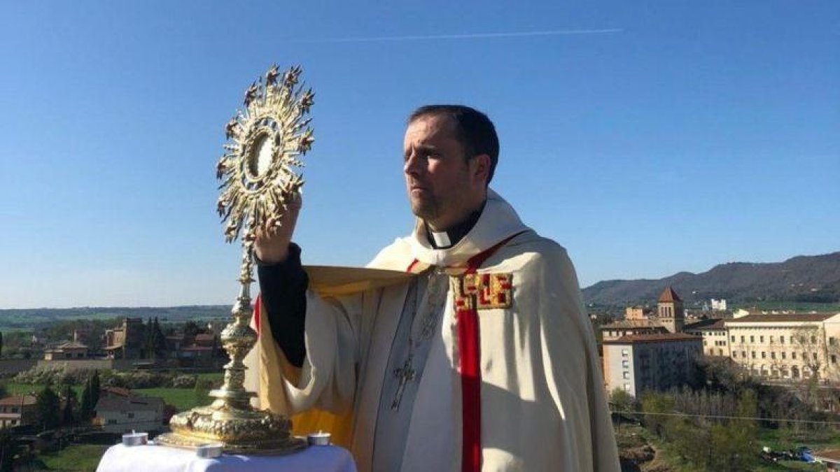 Xavier Novell pot acabar expulsat de l'estat clerical