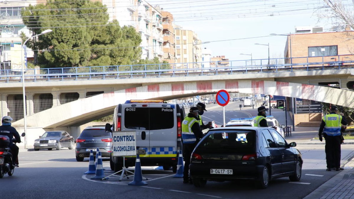 Imagen del control de alcoholemia que hizo el jueves la Guardia Urbana de Lleida.