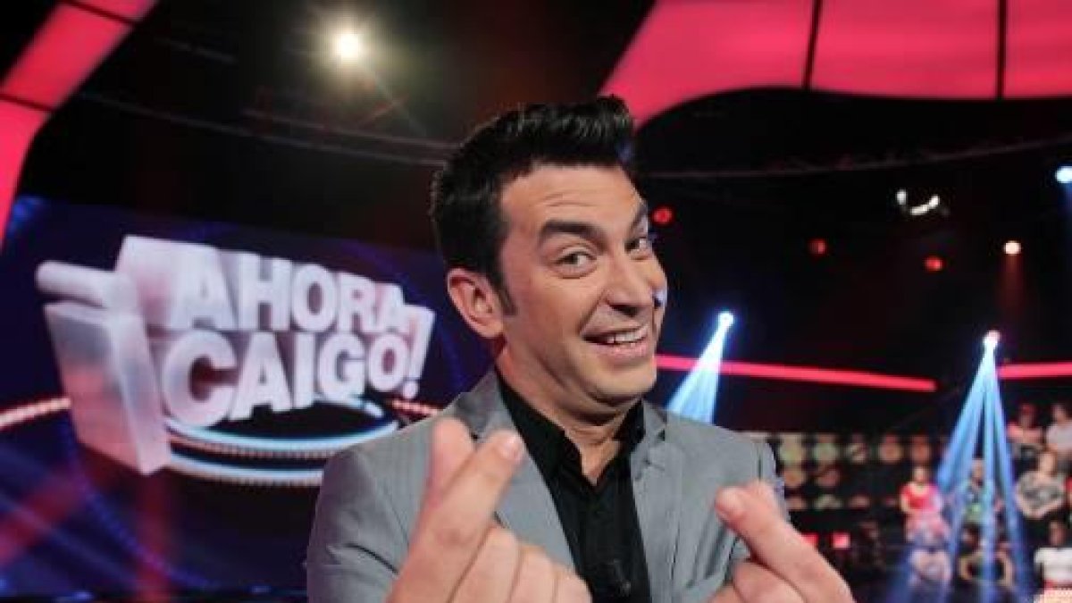 Arturo Valls presenta el concurs de tarda des de fa 10 anys.