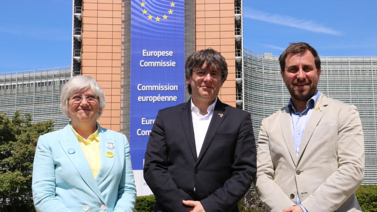 Clara Ponsatí, Puigdemont y Comín en una imagen de archivo.