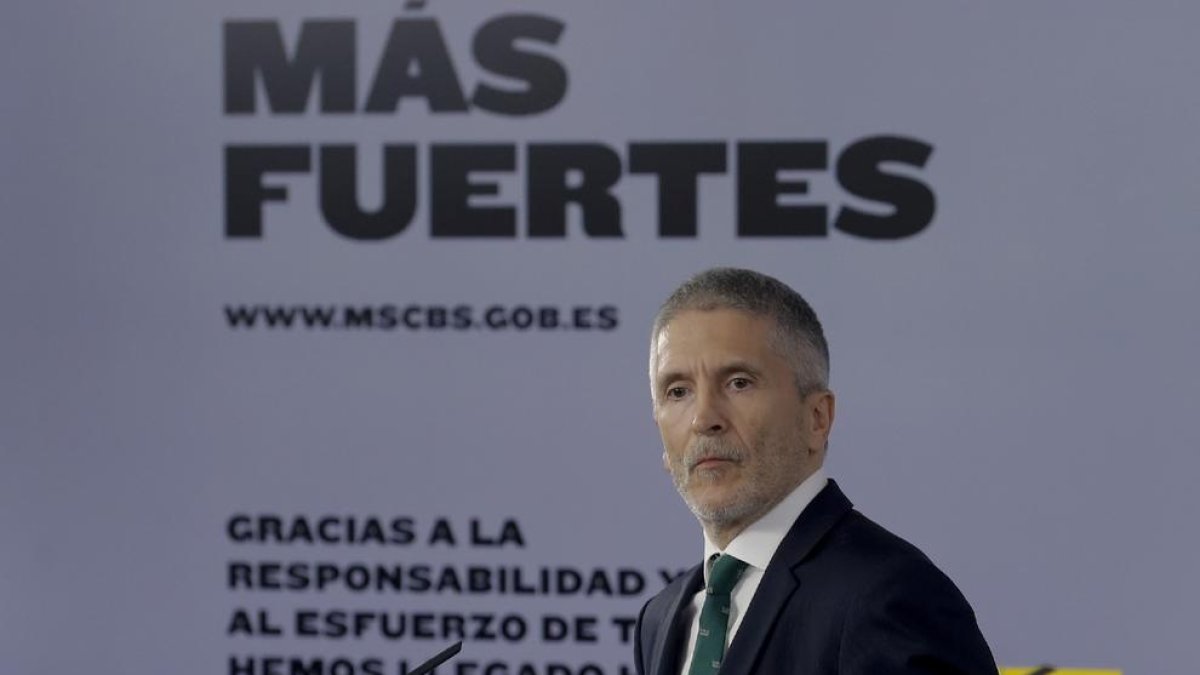 El ministro del Interior, Fernando Grande-Marlaska, ayer en rueda de prensa.