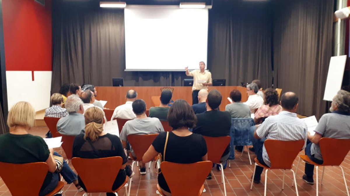 Los miembros del consejo de barrios que se pondrá en marcha el 1 de octubre.