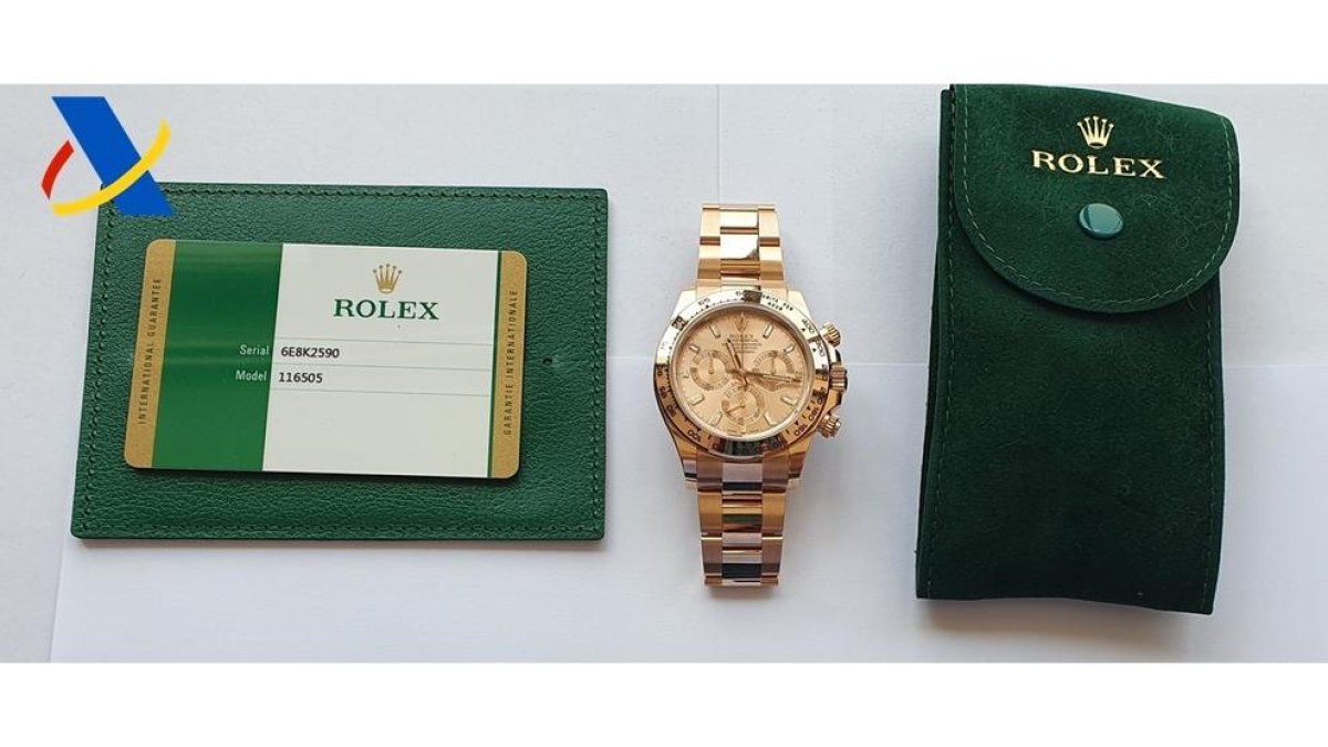 El rellotge subhastat a la duana de la Farga de Moles.