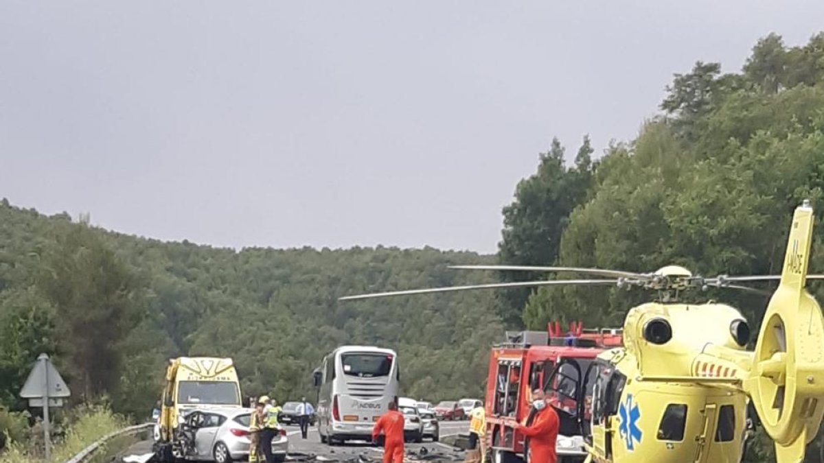 Imatge de l’accident mortal que va tenir lloc el 19 de juny a la C-14 a Bassella.