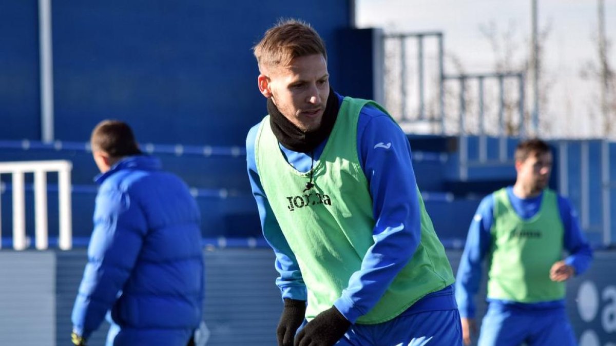 El centrocampista Marc Martínez ya ha recibido el alta médica.