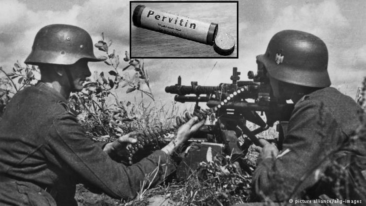 Imatge de ‘Los yonkis de Hitler’ amb el medicament per a la tropa.