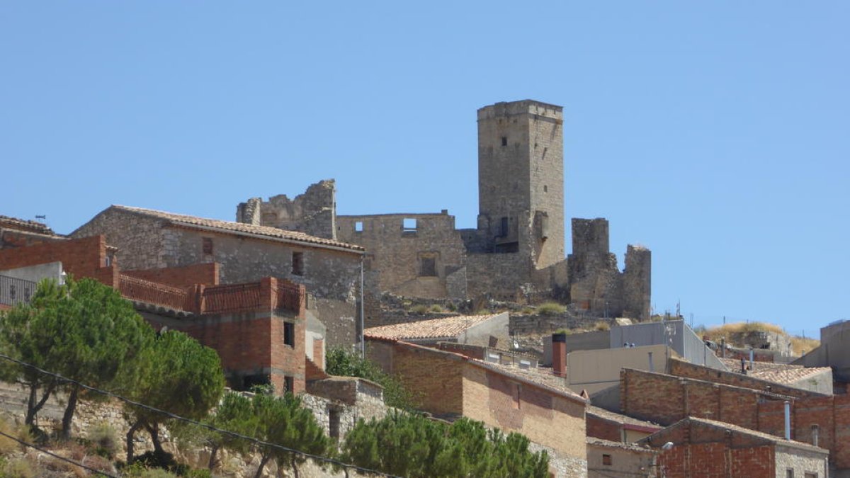Mor una veïna de Lleida en xocar dos cotxes a la C-14 a Ciutadilla