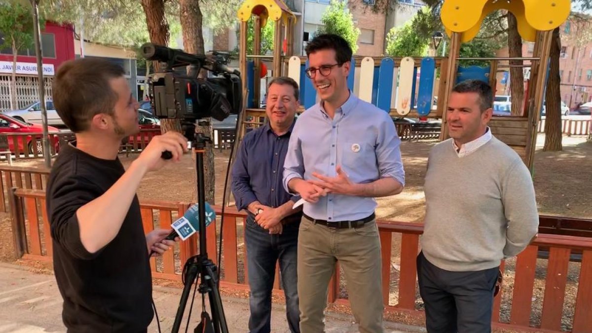 L’alcaldable de JxCat, Toni Postius, explica les seues propostes en matèria d’impostos i habitatge.